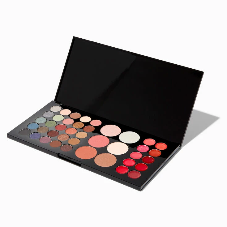 Discount ❤️ Claire's Artist Matte Black Eyeshadow Palette 🎉 3 Discount ❤️ Claire's Artist Matte Black Eyeshadow Palette 🎉